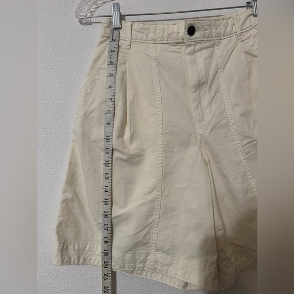Everlane Women's Cream Bermuda Shorts - Picture 6 of 6